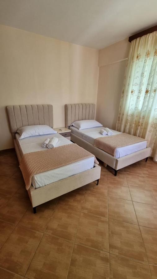 Ideal Apartments & Rooms Саранде Екстериор снимка