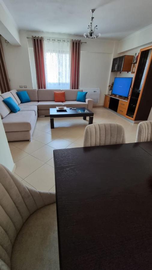 Ideal Apartments & Rooms Саранде Екстериор снимка