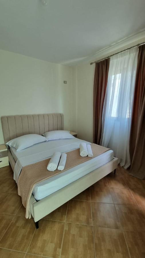 Ideal Apartments & Rooms Саранде Екстериор снимка